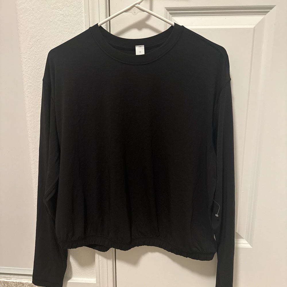 Lululemon Black long sleeve